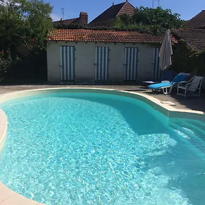 D'hotes Et Roulotte Au Bonheur Du Parc Bed & Breakfast